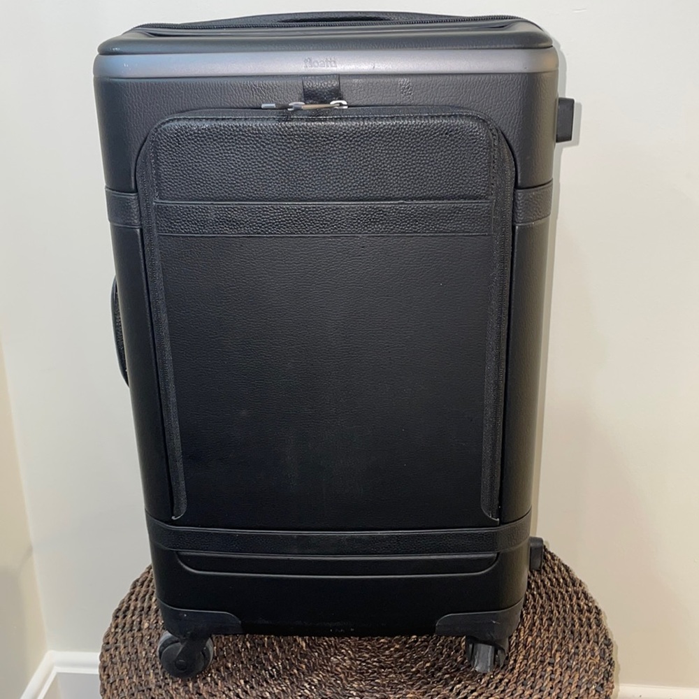 Floatti Kickstarter Travel Roller Bag